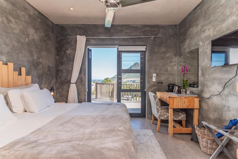 7 Bedroom Property for Sale in San Michel Western Cape